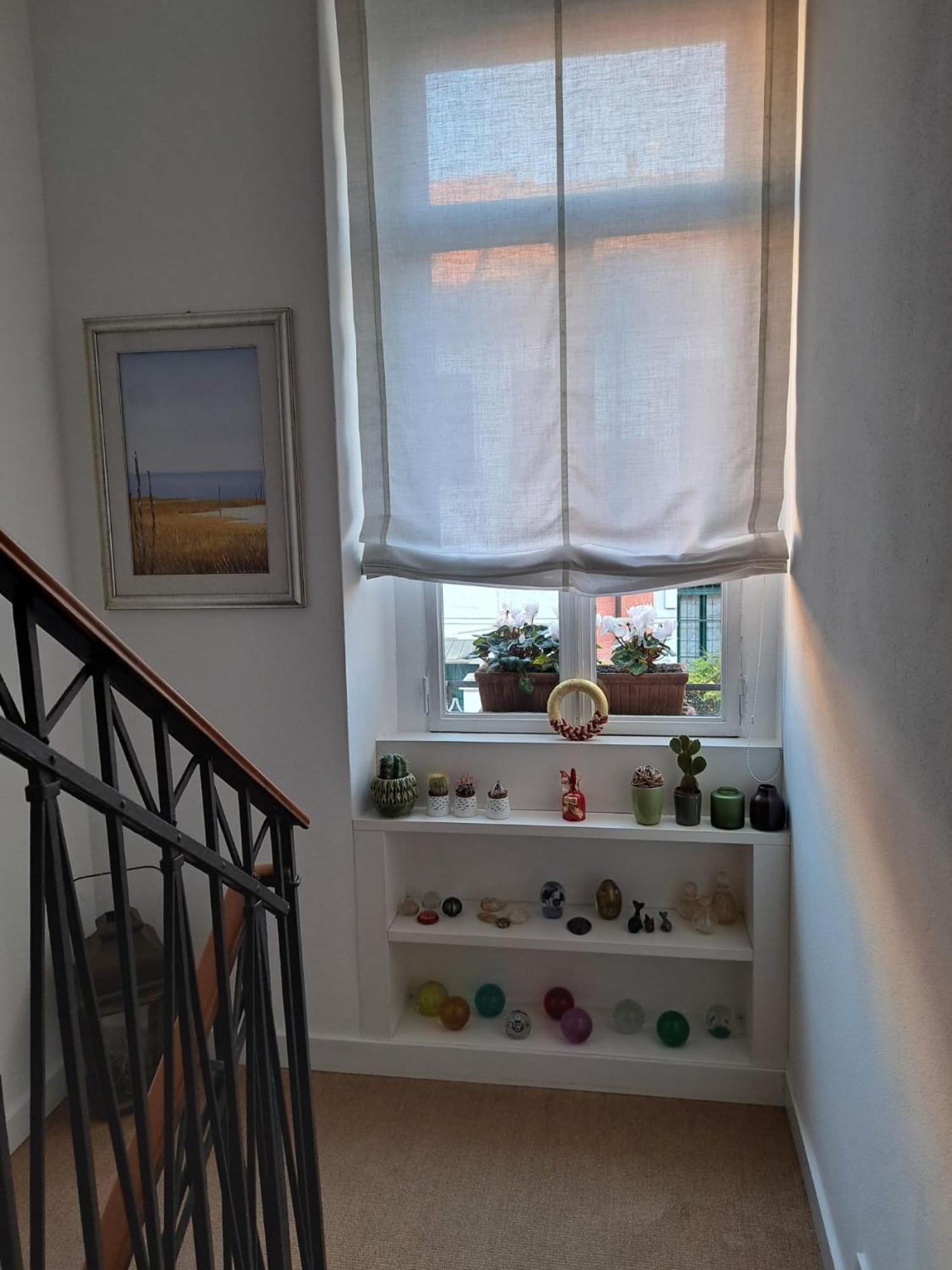 Casa Mari - Free Secure Parking, Breakfast, Private Bathroom, Wifi, Garden, Aircon, 3 Min Walk To Metro And Train Station 밀라노 외부 사진